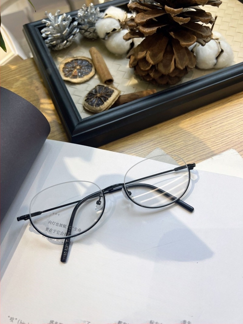 Női myopia szemüveg félkeretes kerettel, modell 8181, ovális forma, állítható dioptria, tavasz 2025