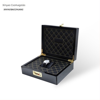 Órás doboz egyetlen jelszavas zárakkal — fa, bronzozás, gravírozás, fémbeillesztés, lakkozás; Modell: Single Password Box; Eredet: Guangzhou; Márka: Xin Yao