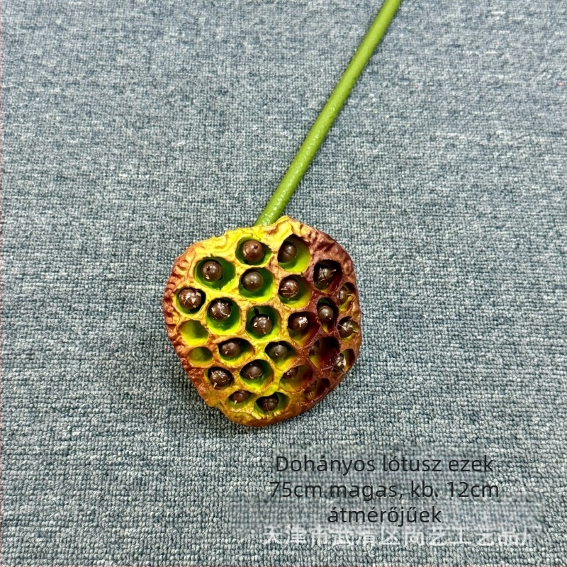 Lotus művirág élethű levél textúrával – beltéri dekoráció, esküvő és kellék fotózáshoz; Anyagok: PU, puha ragasztó, selyem virág; Készítés: stilizálás, reliefes textúra; Modell: 19022027760