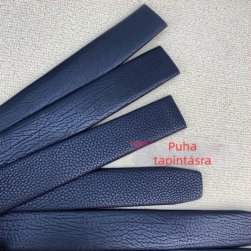 Férfi öv automata csattal, karcolásálló mikroszálas szalag felső bőrszövet mintázattal; Anyag: műbőr; Csatt anyaga: ötvözet; Záró mód: automata csatt; Szélesség: 2-4 cm