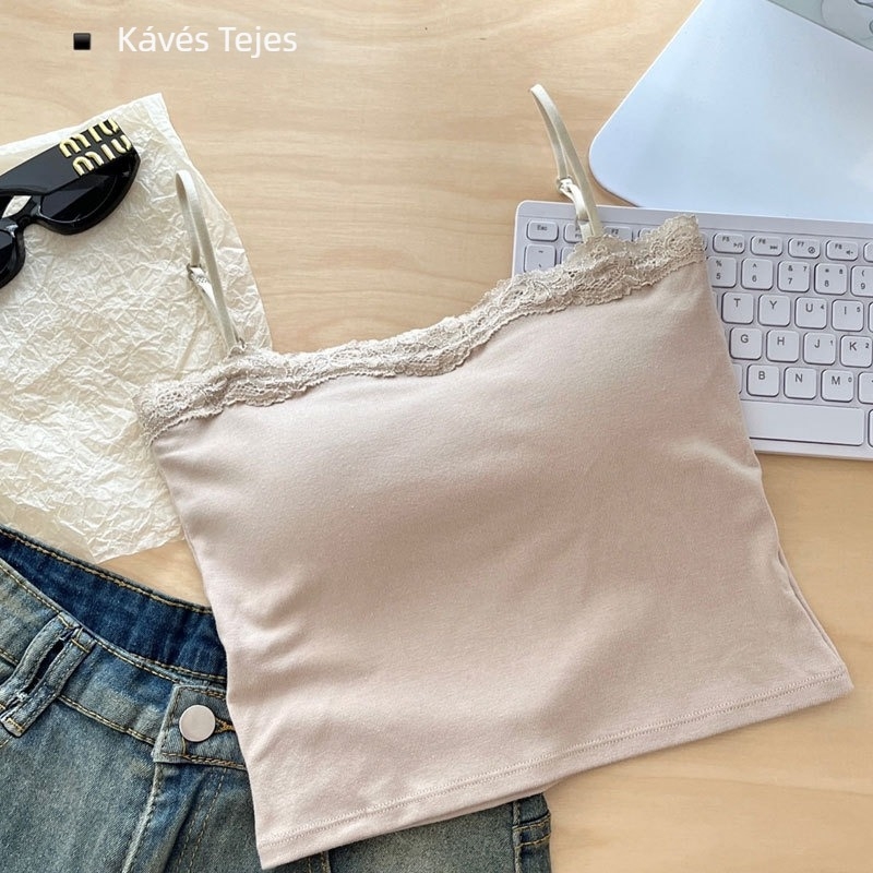 Csipkés camisole viszkóz anyagból, fő összetevő 90–95%, pántok sling-stílusú