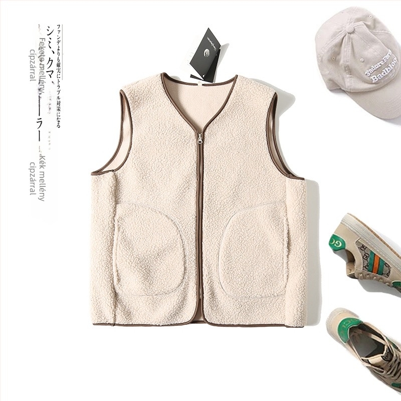 Férfi kapucnis kardigán mellény, karcsúsított szabás, V-nyak, kétsoros záródás, csíkos poliészter, őszi 2024