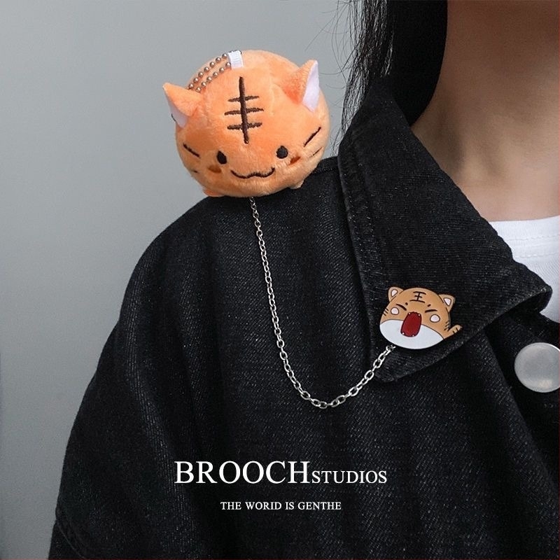 Dinoszaurusz plüss brooch Pikachu, tiger és panda motívummal — cinkötvözet, galvanizálás, INS stílus, uniszex