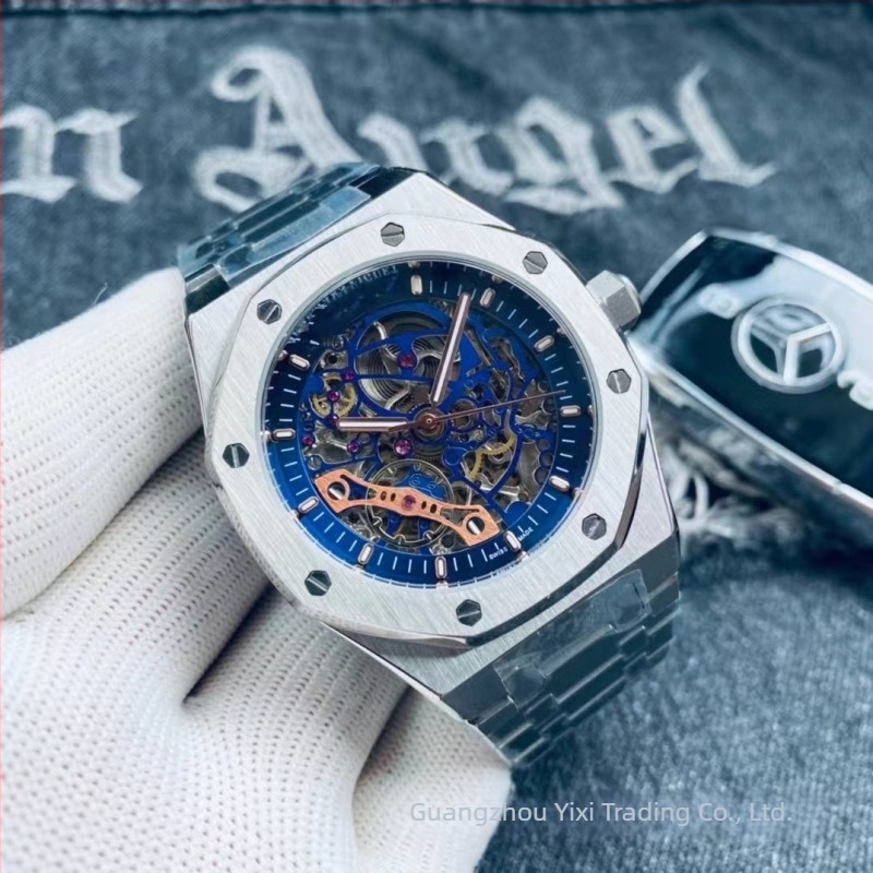 Férfi skeletált mechanikus karóra, 41 mm tárcsával, világító mutatók, 10 m vízállóság, tok tungsten acélból, európai/amerikai stílus
