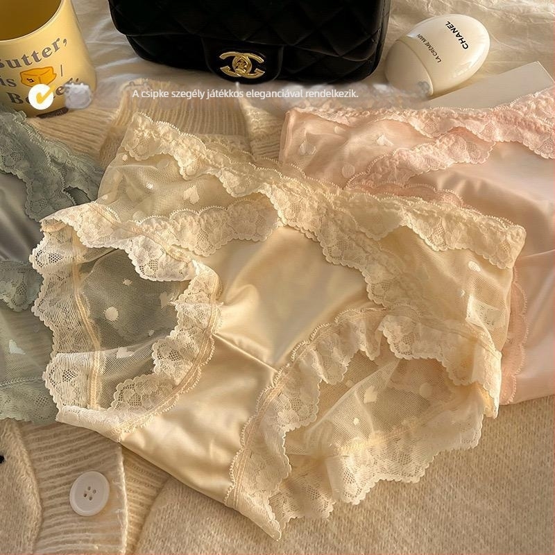 Női csipkés bikini alsó pamut belsőréssel a szeméremtájékon; lélegző, antibakteriális; nylon keverék.