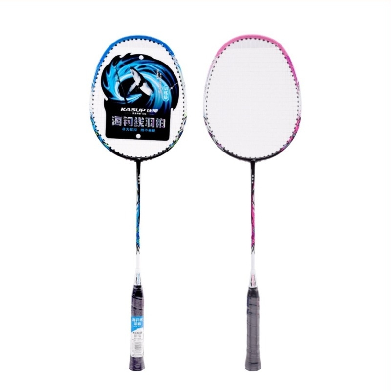 Badmintonütő, alumínium ötvözet keret, tömeg 95–100 g, markolat vastagsága G5, egyenes nyél