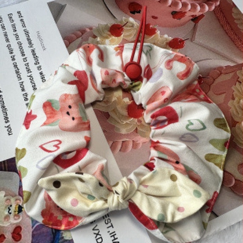 Kiskedvenceknek szóló masni – kockás mintázat, pamut anyag, Ol márka, hercegnő stílus