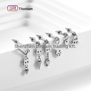 Titánötvözet fülbevalók – uniszex piercing ékszerek, fényes felület, állat/horoszkóp forma