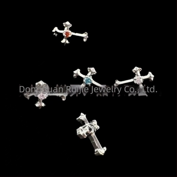 F136 titánötvözet kereszt alakú fülbevaló, vintage stílus, polírozott, 5A cirkónnal