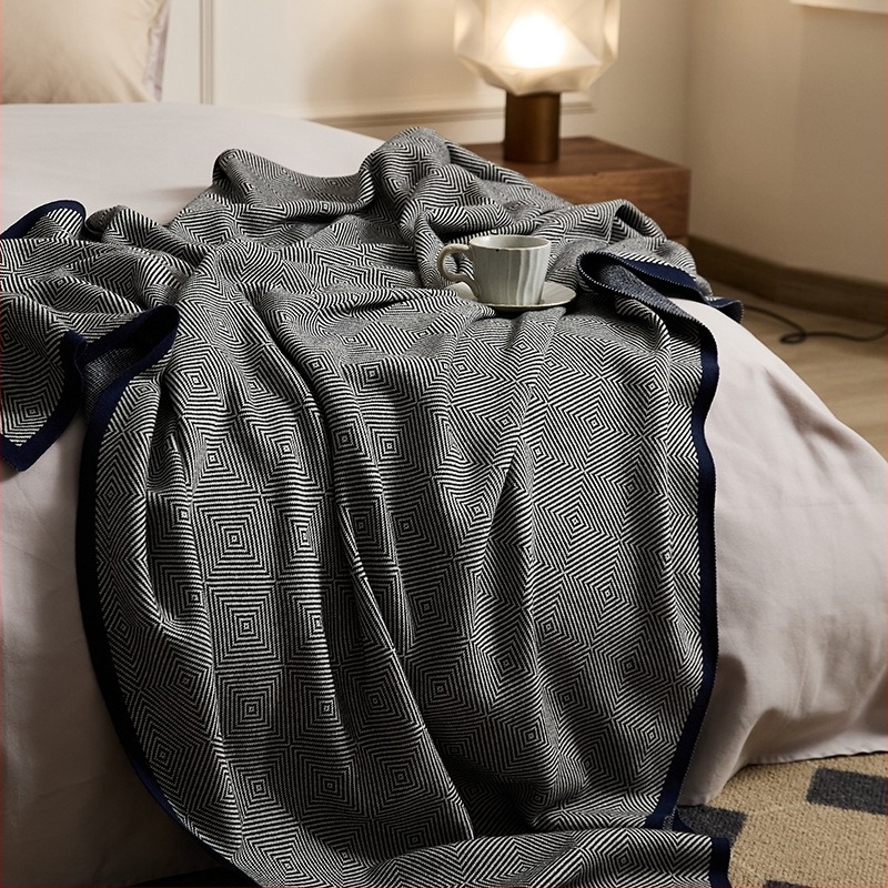 Geometriai mintájú pléd, plédek és fleece plédek, minősített termék
