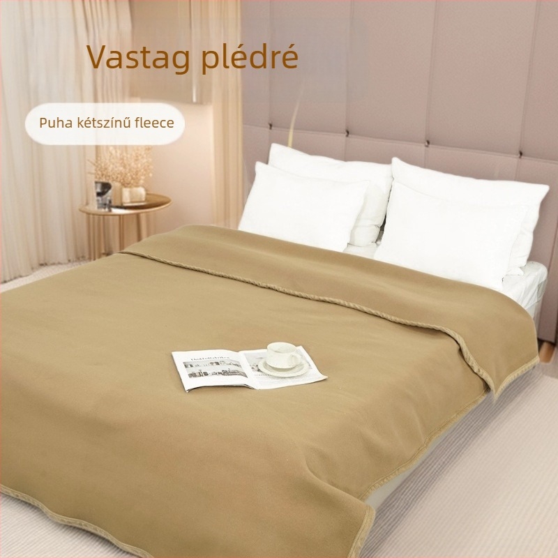 Személyre szabható kétoldalas fleece pléd szállodai és hajózási felhasználásra, egyszínű mintázat, 520 g, 100% poliészter, tavasz–ősz, logóval testreszabható
