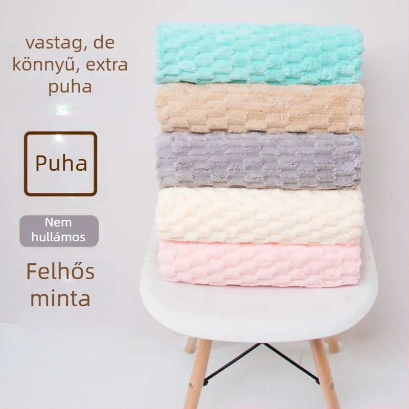 Fürdő- és strandtörölköző, szuperfin rostokból, jacquard szövésű, 120D, tömege 500 g fölött