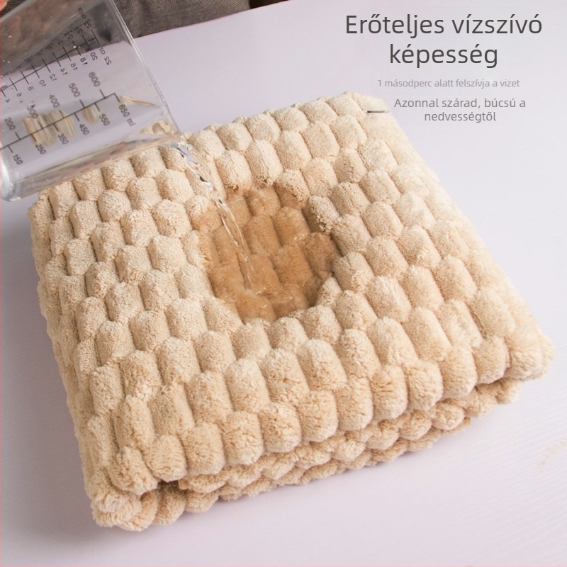Fürdő- és strandtörölköző, szuperfin rostokból, jacquard szövésű, 120D, tömege 500 g fölött