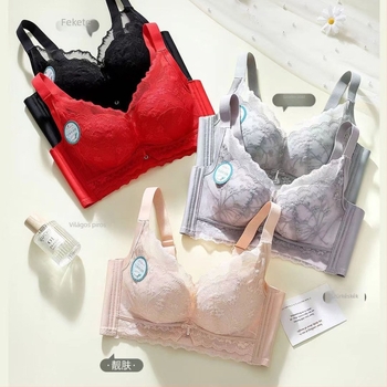 Drót nélküli melltartó, 3/4 kosár, középmagos kialítású kosár, csipkés külső, hátul négy horoggal