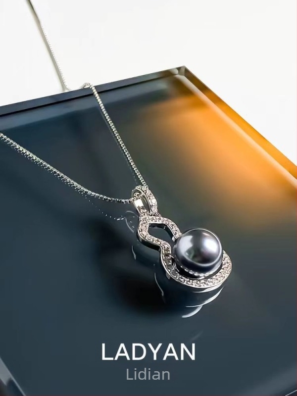 Tök alakú nyaklánc és fülbevaló készlet – réz, elektroplakálás, ötvözet medál, szabályos lánc, geometriai stílus