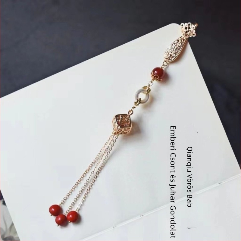 Vintage női brooch csepp alakú gyöngyökkel, imitációs gyöngyök, beépítés nélkül