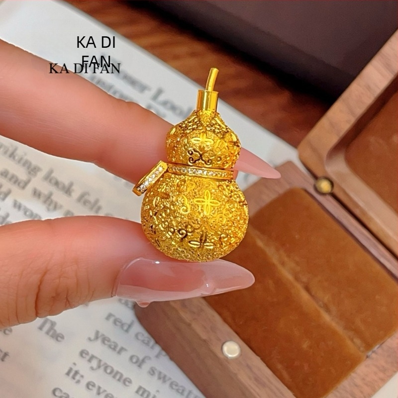 Aranyozott réz nyaklánc tigriszem kővel, kalabash alakú medállal és gyémánt hatású díszítéssel, kínai stílusú