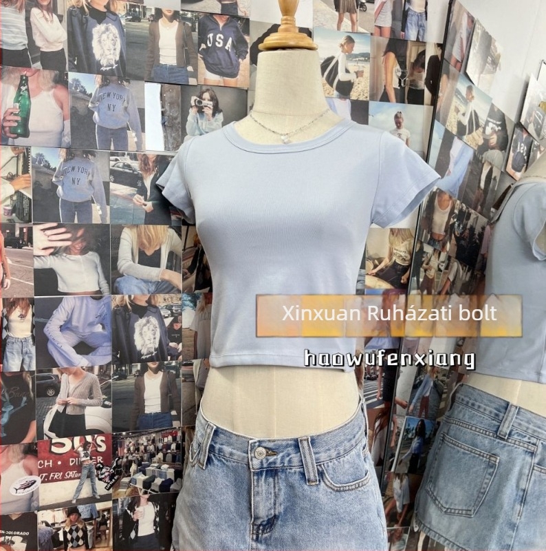 BM-stílusú női pamut crop top, rövid ujjú, kerek nyak, slim fit