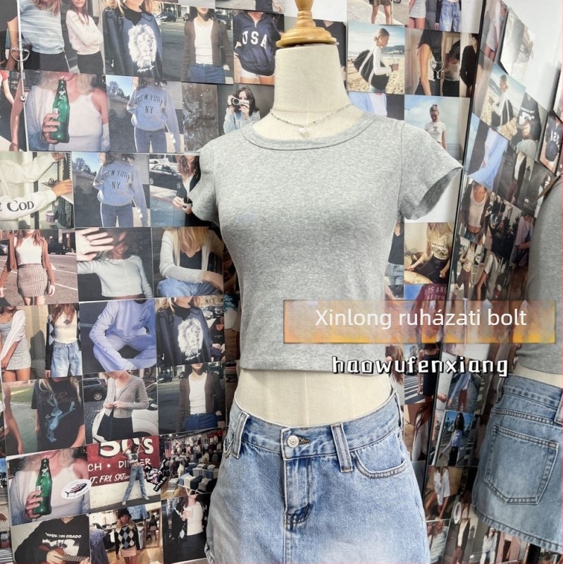 BM-stílusú női pamut crop top, rövid ujjú, kerek nyak, slim fit