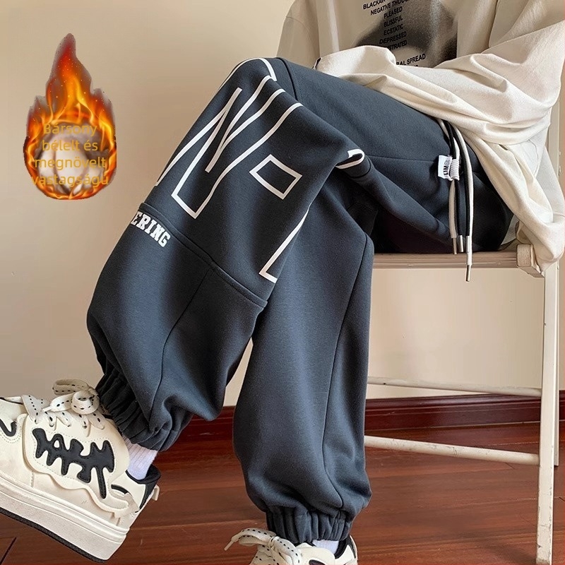 Férfi fleece‑szálas sportnadrág laza szabás, középső derék, húzózsinóros zárás, bokához illeszkedő mandzsetta, poliészter keverék