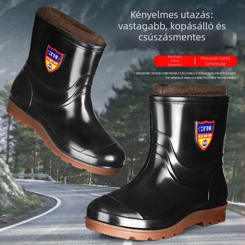 Férfi esőcsizmák rövidcsővel, vízicipő-stílus, PVC felső, gumírozott talp, hálós bélés, csúszásmentes