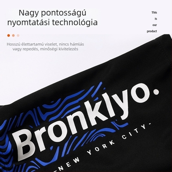 Férfi nyári úszónadrág, dupla rétegű, gyorsan száradó, elasztikus derekú, laza szabású.