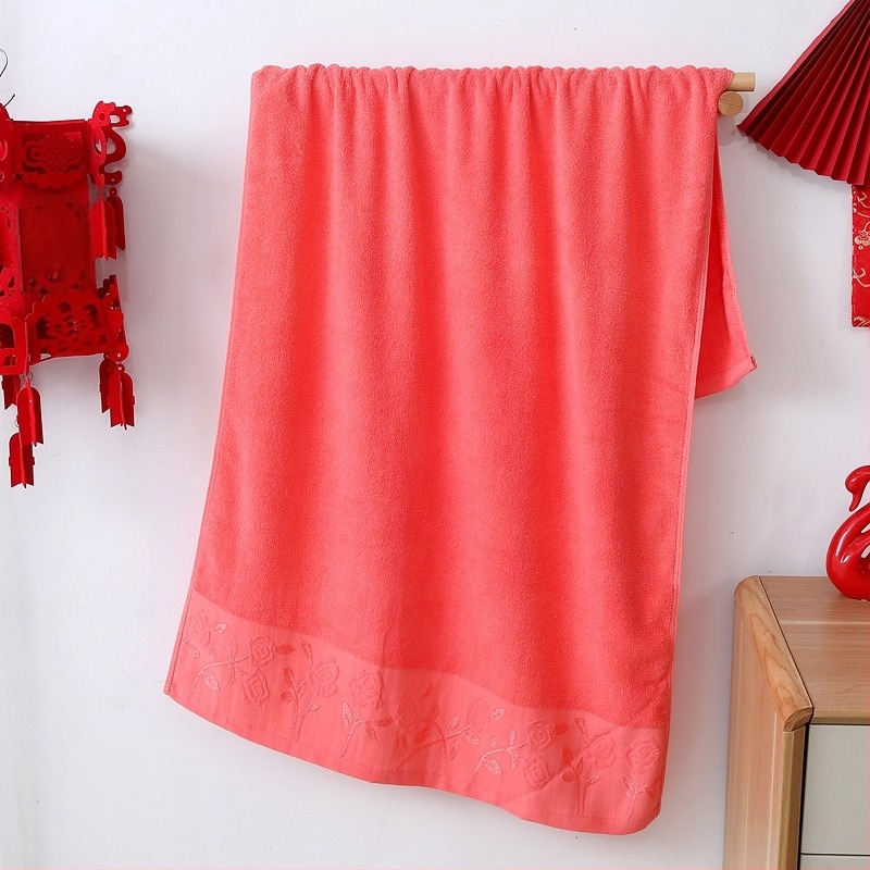 Pamut fürdőlepedő, lágy és nedvszívó, esküvői ajándék dobozos készlet, 300–400 g, jacquard, 32s fonal, nedvességfelszívás 11–15 s, testreszabható feldolgozás
