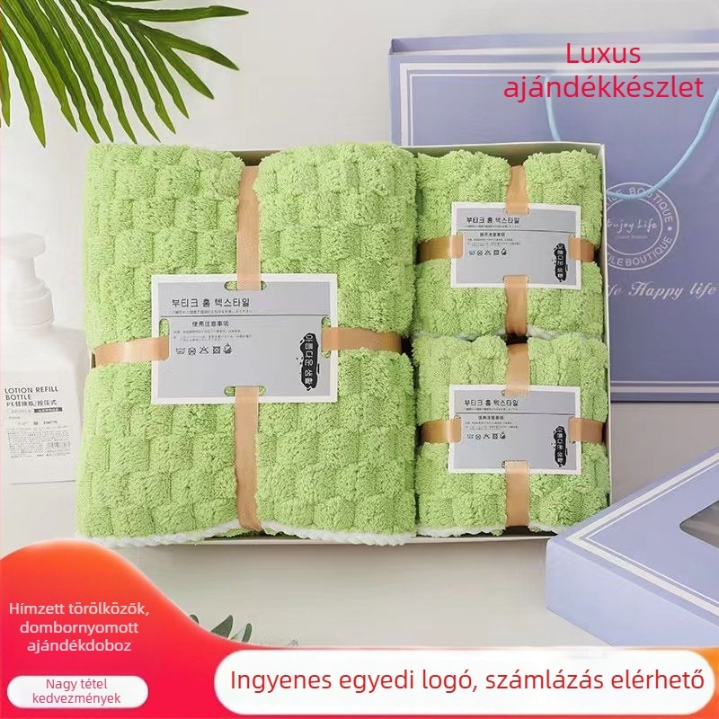 Háromrészes törölközőkészlet mikroszálas hímzéssel