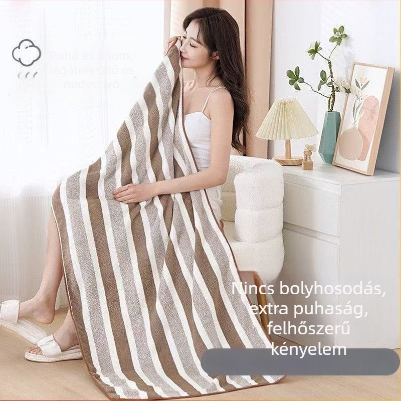 Csíkos XXL fürdőlepedő készlet, korall fleece anyagból, kiváló nedvszívó, szöszmentes, megerősített szegéllyel