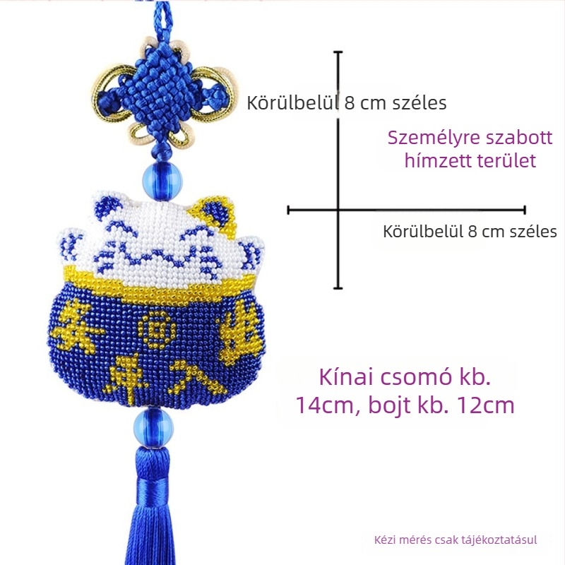Autós medál keresztszemes hímzé, rajzfilm minta, műanyag lemez, 14CT, kétoldalas