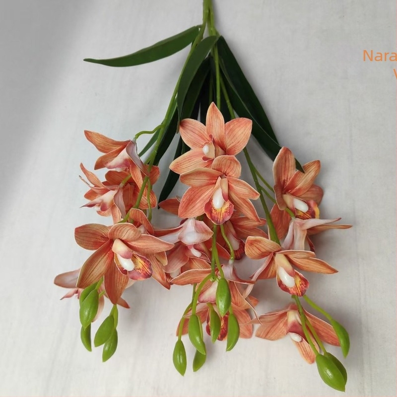 Orchidea virágcsokor PVC műanyagból – lakberendezéshez és fotórekvizitumokhoz