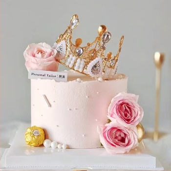 Ötvözetből készült csipkés korona fejfedő, Vintage stílus, Korona G02-1, elektroplattálás, Kristály