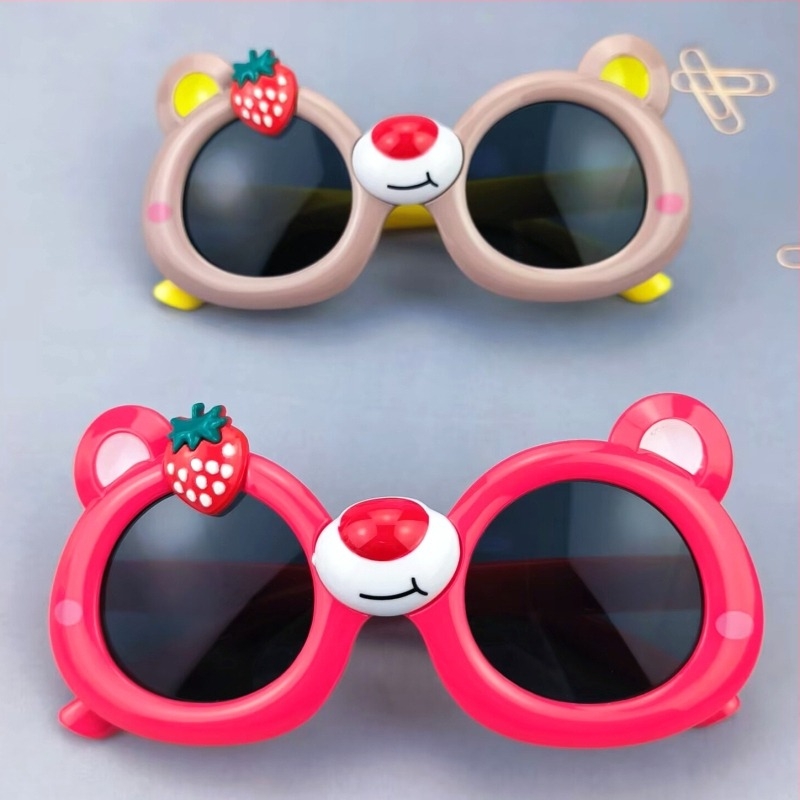 Gyerek napszemüveg Strawberry Bear Cartoon - UV380, teljes PC keret, poligon forma