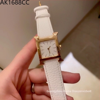 Női kvarc karóra, négyszögletes számlap, H-alakú szíj, műbőr, rozé arany csat, ásványi üveg, 24 mm-es számlapátmérő, 7 mm-es vastagság, Swiss ETA kvarc mozgató