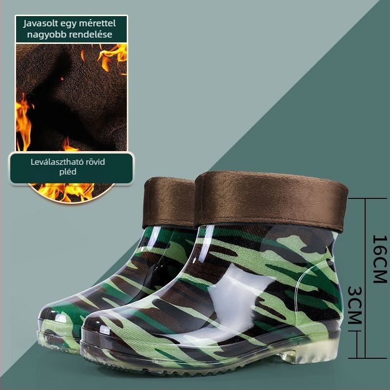 Kamufláž esőcsizma, PVC felsőrész, műanyag talp, belső műszőrmés bélés, középmagasságú