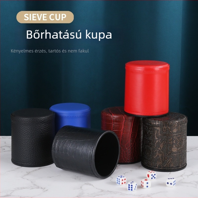 Bőr és PP műanyagból készült kockadobó pohár – testreszabható logó, kerek sarkú kivitel, 100 darabos doboz, kockajátékokhoz és kártyajátékokhoz