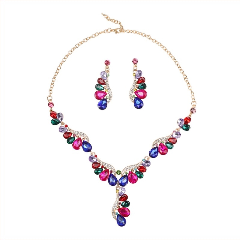 Ékszerszett: nyaklánc és fülbevaló, ötvözet, mesterséges kristály medál, O-formájú lánc, állatmotívum