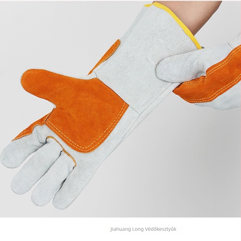 Hegesztő kesztyűk, rövid fazon, két réteg teljes tehénbőrrel, hőszigetelt, ellenálló magas hőmérsékletnek
