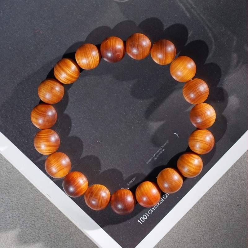 Tujafa buddhista gyöngyös karkötő, etnikus stílus, kézzel készített és polírozott felülettel, 2024 tavaszi megjelenés, ideális üzleti ajándék