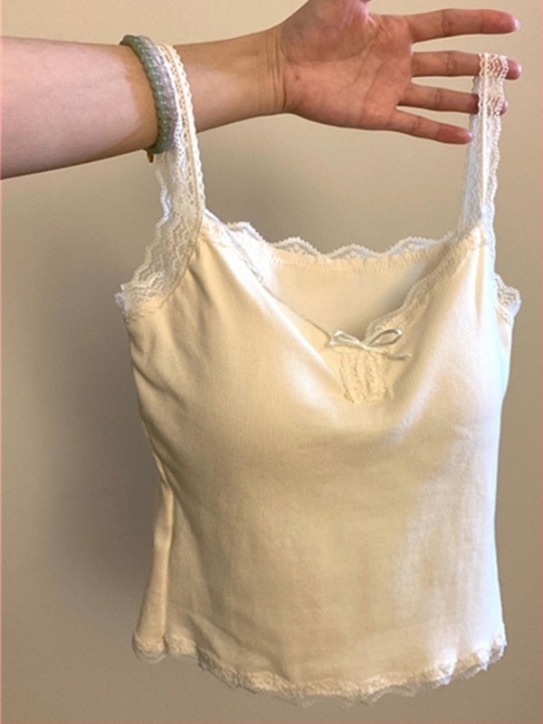 Csipkés szegélyű bustier felső dupla vállpántokkal, 100% pamut, A-vonalú szabás, 40–50 cm hosszú