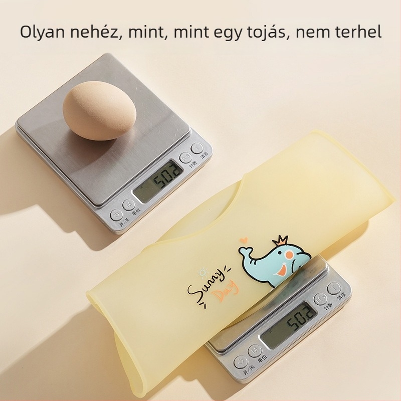 Silikon bababib karikatúra mintával, élelmiszer-minőségű szilikon, vízálló és foltálló, 0-1 és 3-8 éves korosztály számára (Élelmiszer-minőségű szilikon; Vízálló; Foltálló; Karikatúra mintával)