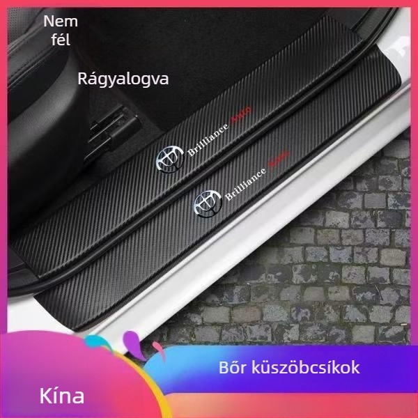 Univerzális autóajtó küszöbvédők és pedálvédő csíkok – karcolás elleni, dekoratív kiegészítő készlet