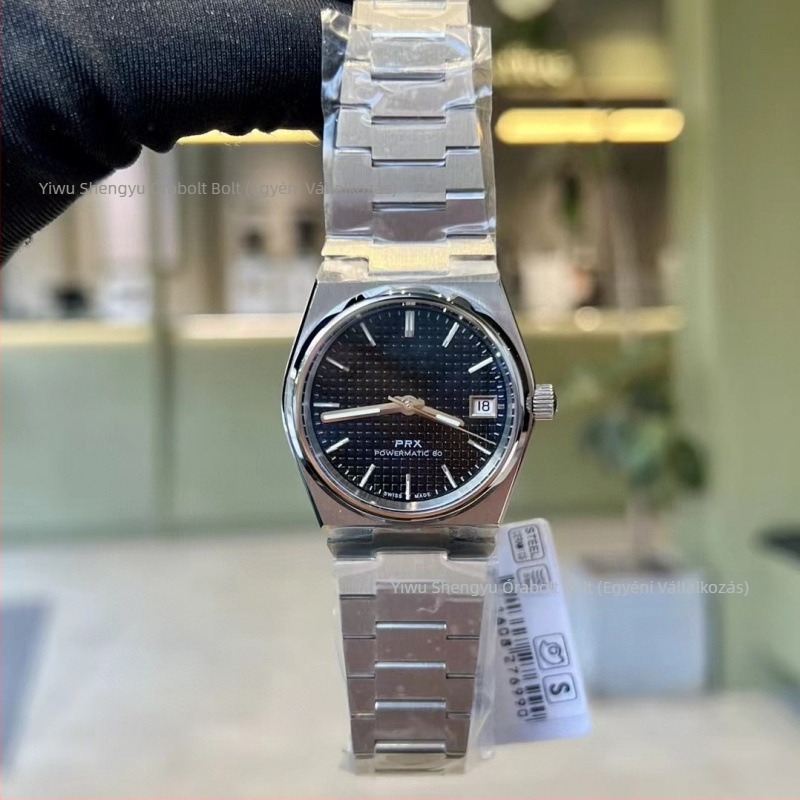 Daiska kvarc karóra Swiss ETA mechanizmussal, ötvözet tokozású tok, rozsdamentes acél karkötő, 30 m vízállóság, hagymakorona