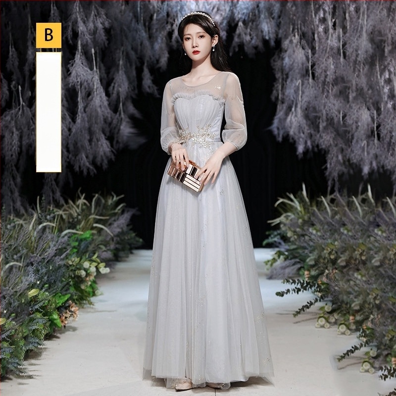 Koszorúslány ruha mély V-nyakkal, hosszú ujjú, derék középvonalon, hosszú szoknya