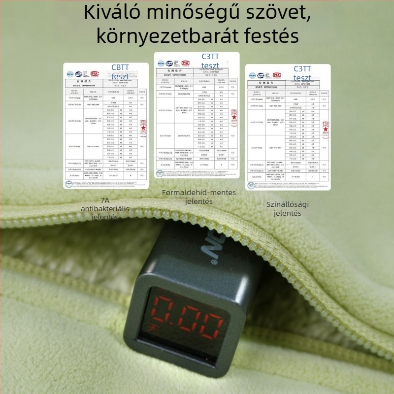 Kapucnis fleece kabát, csíkos mintázat, meleg és szélálló, poliészter bélés