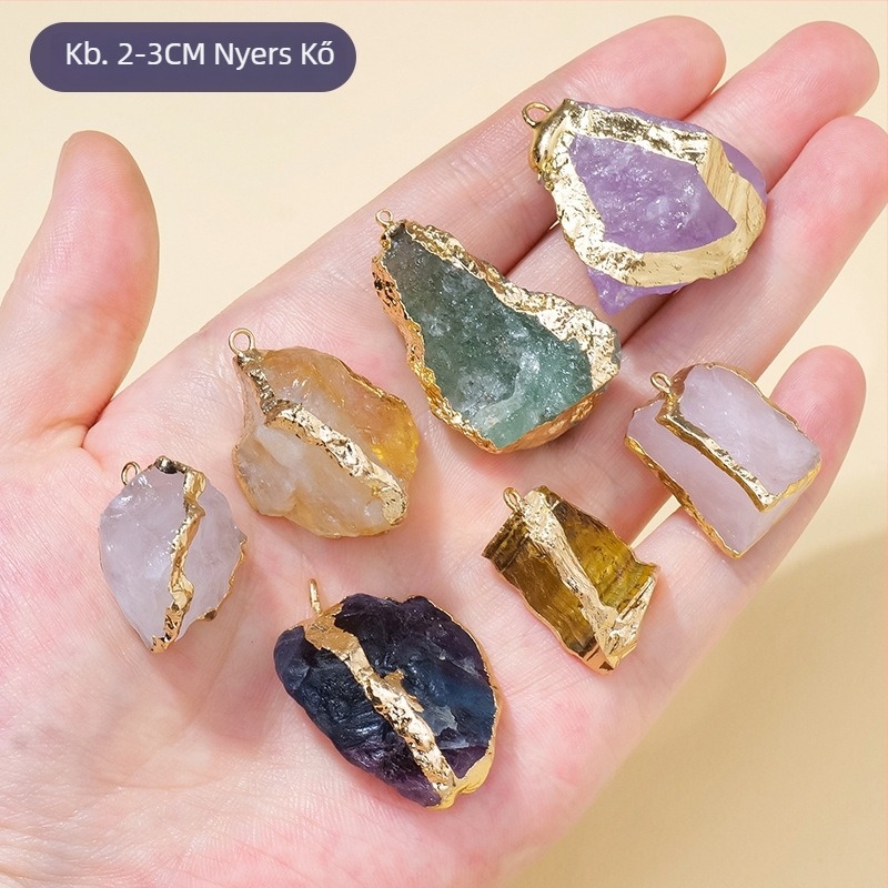 Aranyozott felületű természetes kristály nyers kő medálos nyaklánc, szabálytalan alak, modern minimalist stílus, PP zacskóban csomagolva; ideális ajándék esküvőkre, születésnapokra, diplomaosztóra és utazásokra