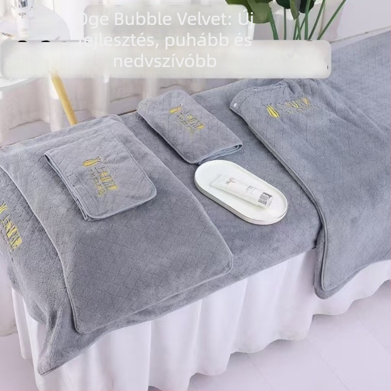 Szépségszalon ágytakaró buborékos velúrból, fejkendő és nagy törölköző, logógravírozás és szegélyvarrás