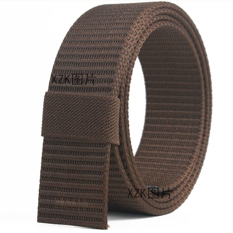 Automata csattal ellátott fonott nylonöv, lyukak és fogak nélkül; szélesség 3,4 cm, vastagság 3 mm, mesterséges nylonból