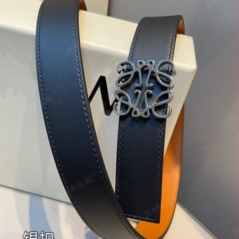 Női öv valódi bőrből (első réteg marhabőrből) réz csattal, sima zárás, sokoldalú stílus, elektroplátolás befejezés