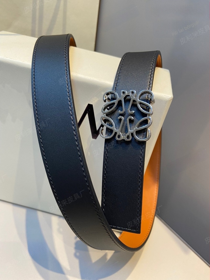 Női öv valódi bőrből (első réteg marhabőrből) réz csattal, sima zárás, sokoldalú stílus, elektroplátolás befejezés